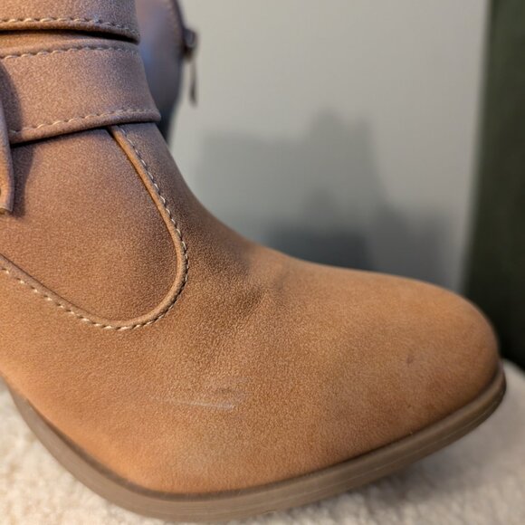 Suede booties - Picture 2 of 4